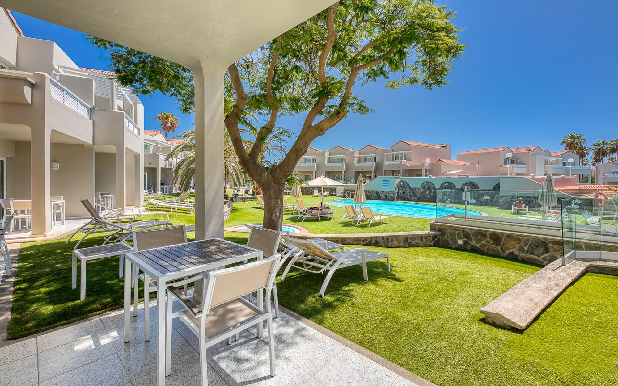 Apartamentos Livvo Koala Garden Maspalomas  Bagian luar foto