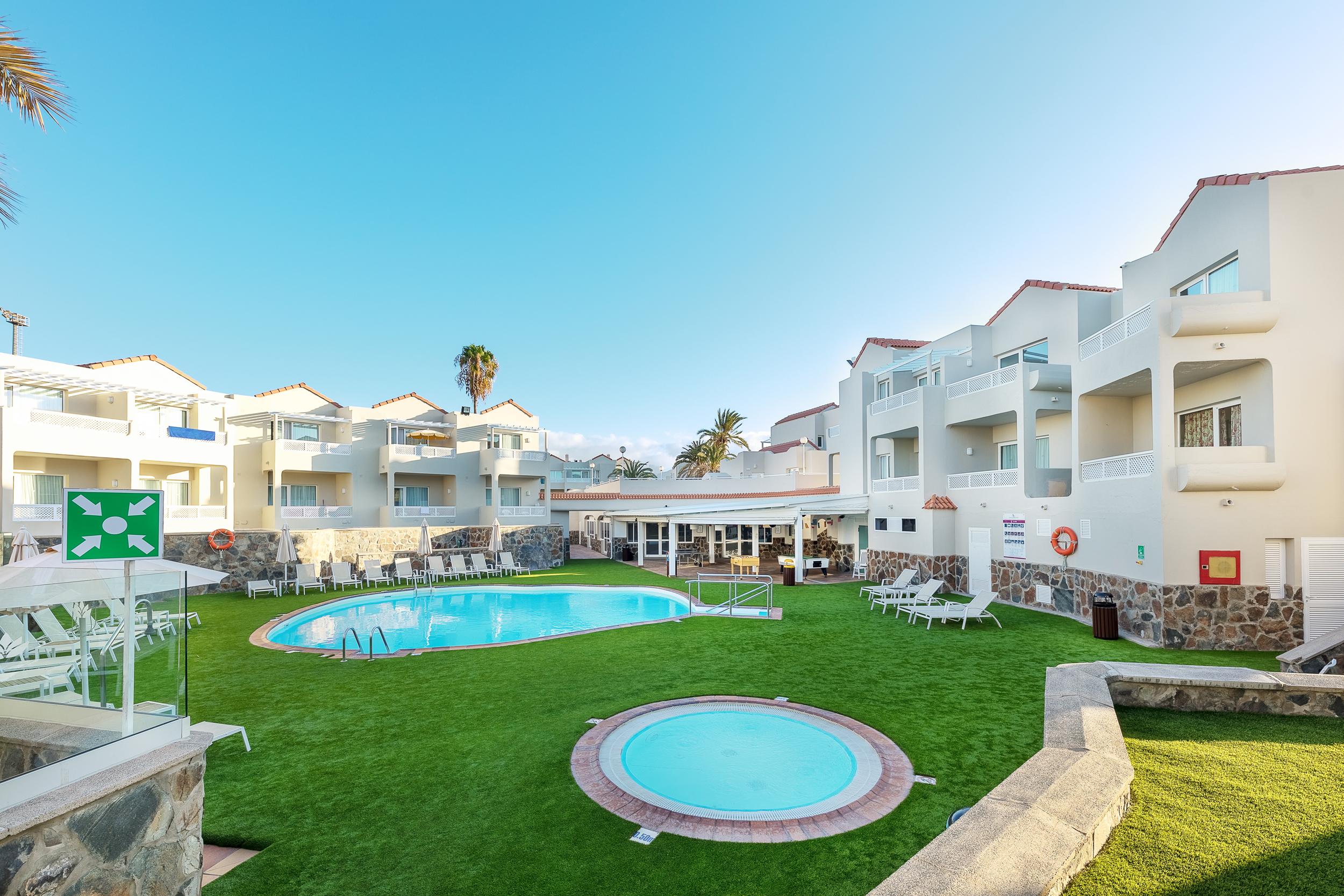 Apartamentos Livvo Koala Garden Maspalomas  Bagian luar foto